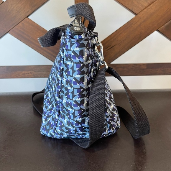 Kipling Women's Nylon bag crossbody adjustable strap purse tote lunch wipeable - Picture 5 of 16